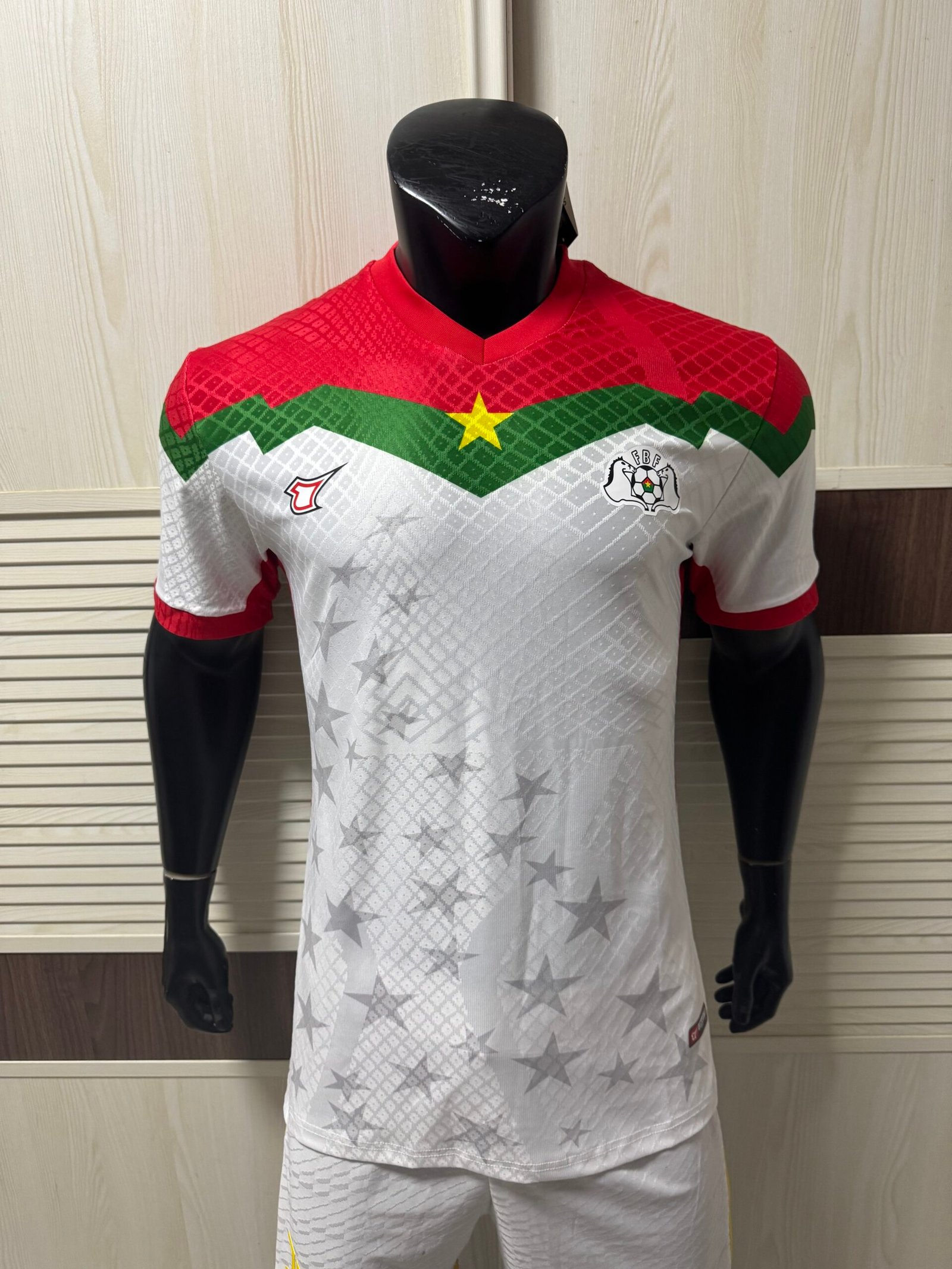Tovio Burkina Faso 2025/26 Away Player Jersey – White Green & Red Chevron | Les Étalons AFCON Football Shirt