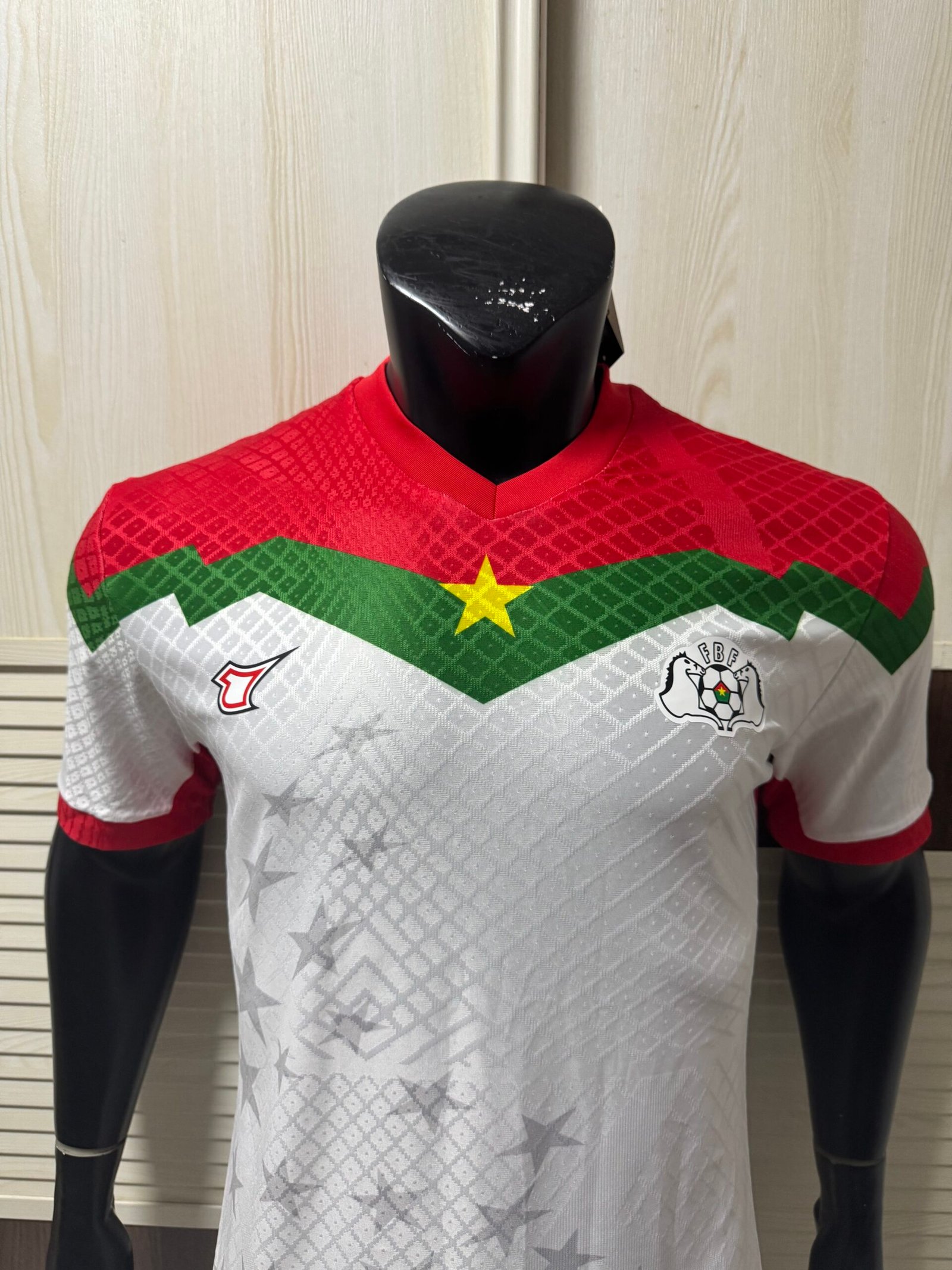 Tovio Burkina Faso 2025/26 Away Player Jersey – White Green & Red Chevron | Les Étalons AFCON Football Shirt - Image 3