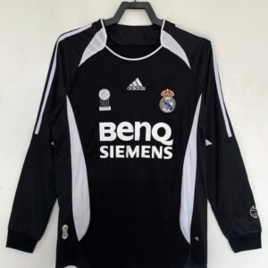 2006/07 Real Madrid Third Kit Black Long Sleeve 7
