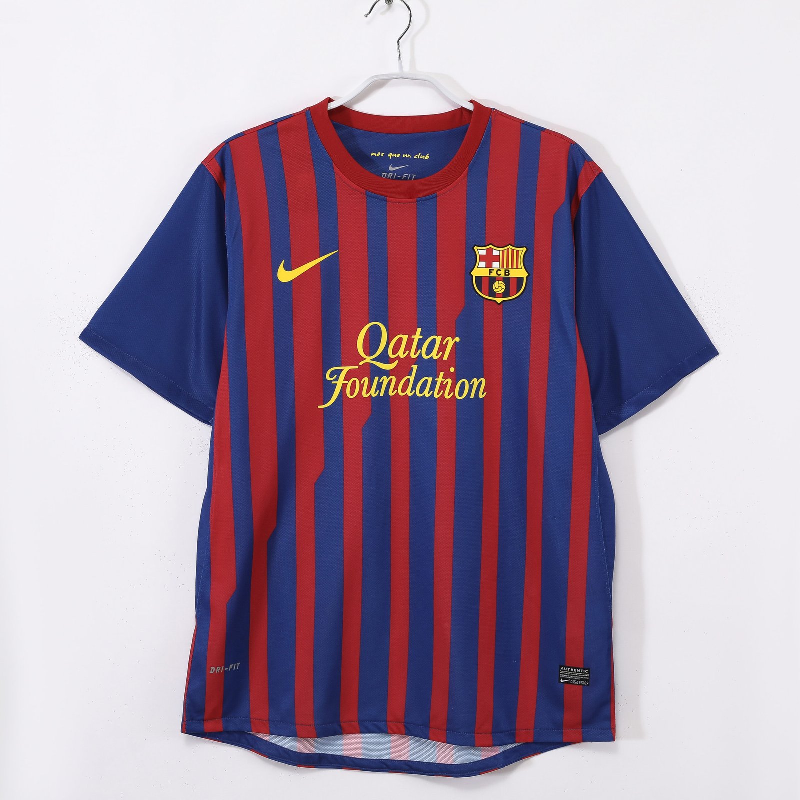 2011/12 FC Barcelona Home Jersey #5 A12