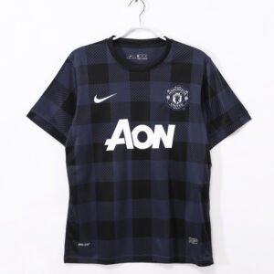 2013/14 Manchester United F.C. Away Jersey #8 A11