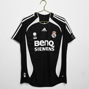 2006/07 Real Madrid CF Third Kit Retro Jersey #8 A12
